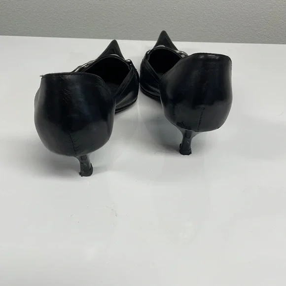 Black very pointy kitten heels - Picture 5 of 7